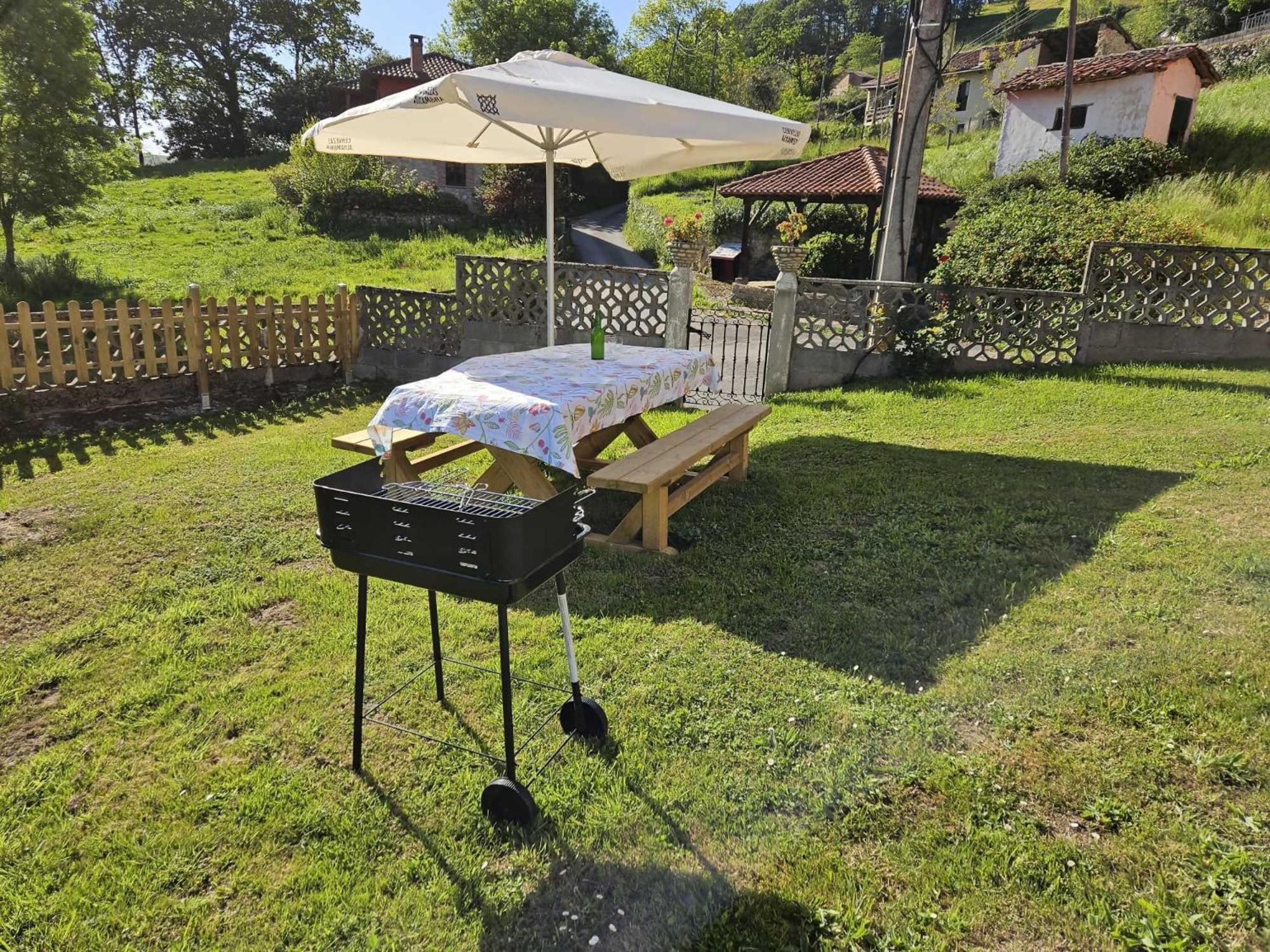 アリオンダス Casa El Caspiu Arobesヴィラ エクステリア 写真